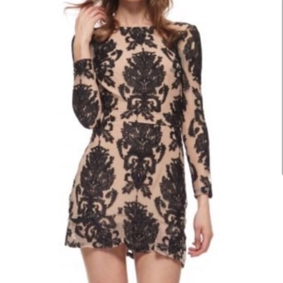 HP For Love and  Lemons San Marcos Mini Lace Dress Medium - Picture 2 of 4